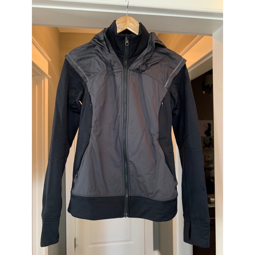 Perfect 👌🏽💯 Lululemon Warm Fitted Jacket